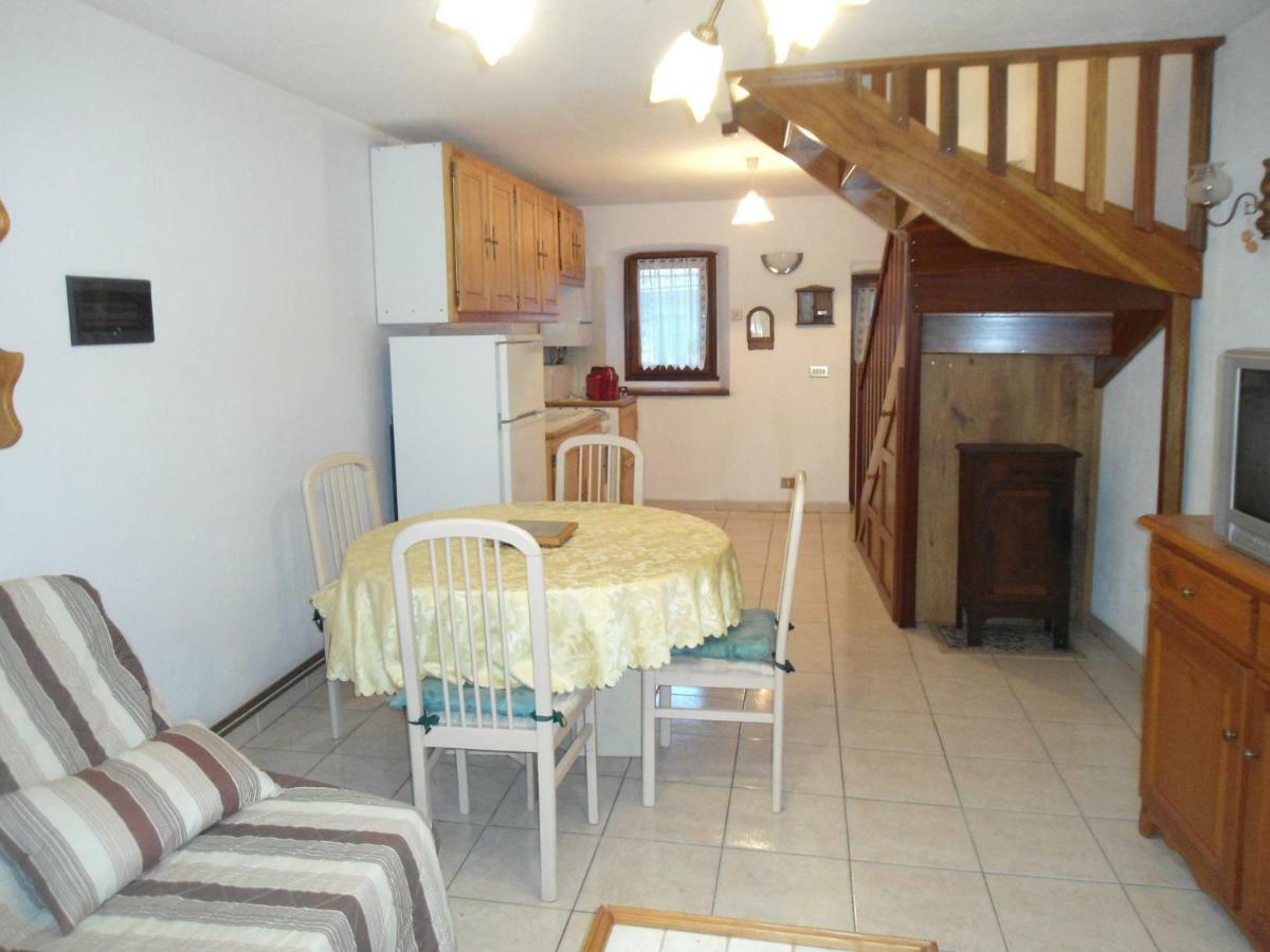 Fiocco Di Neve Apartment Montjovet Bagian luar foto